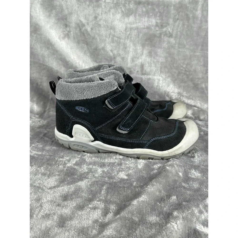 Keen Knotch Chukka Boots‎ Big Kids Size 7 Black Suede Hook & Loop Closure